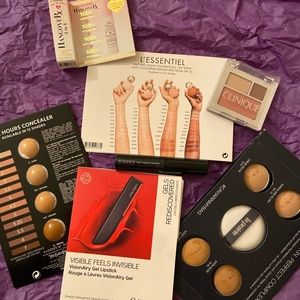 Makeup essentials in one set